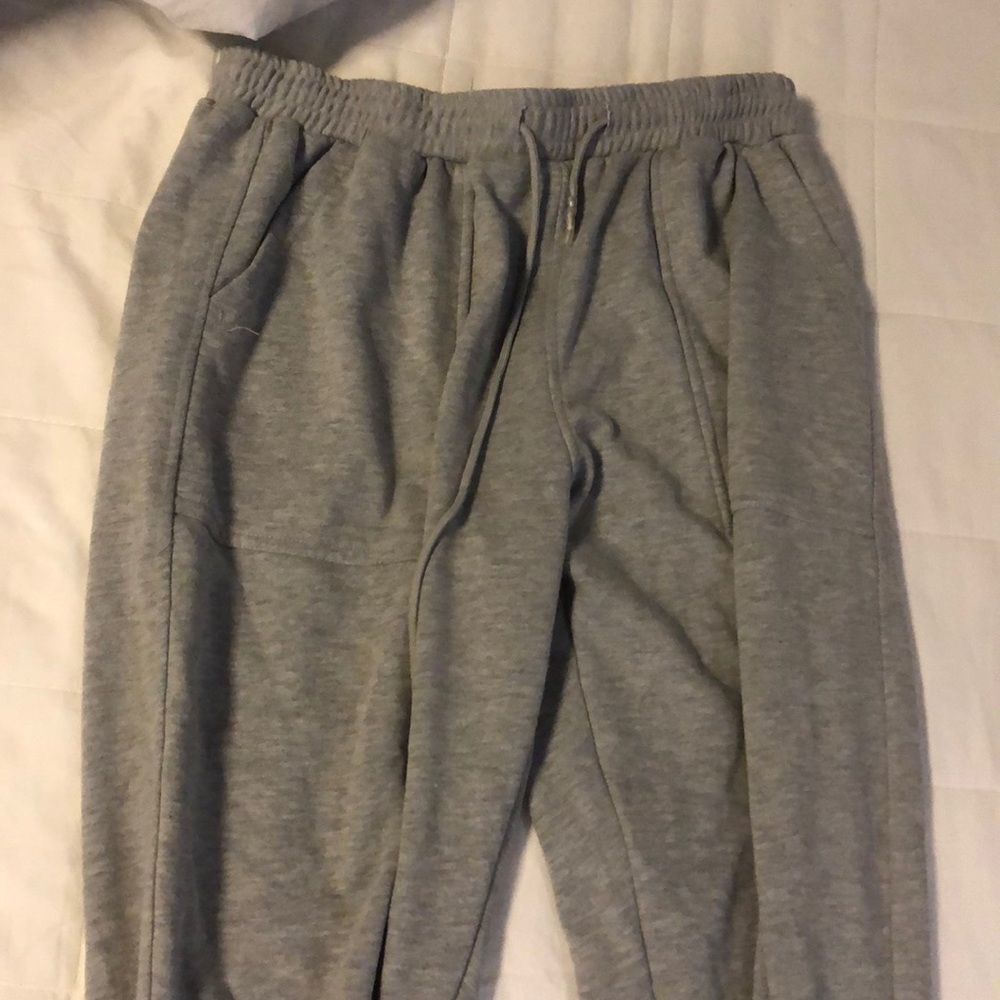 Men’s sweatpants gray medium soft drawstring